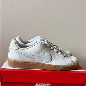 Nike Court Royale Suede Grey Platinum 916795-001 Women’s Size 7.5